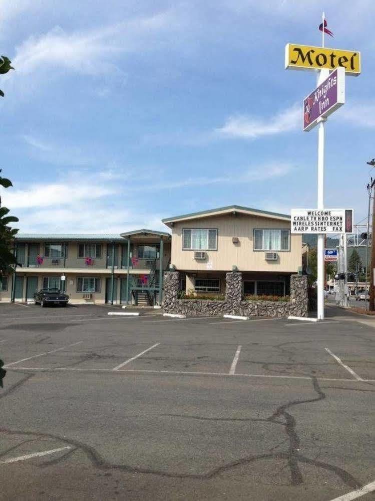 גרנטס פאס Knights Inn Motel מראה חיצוני תמונה