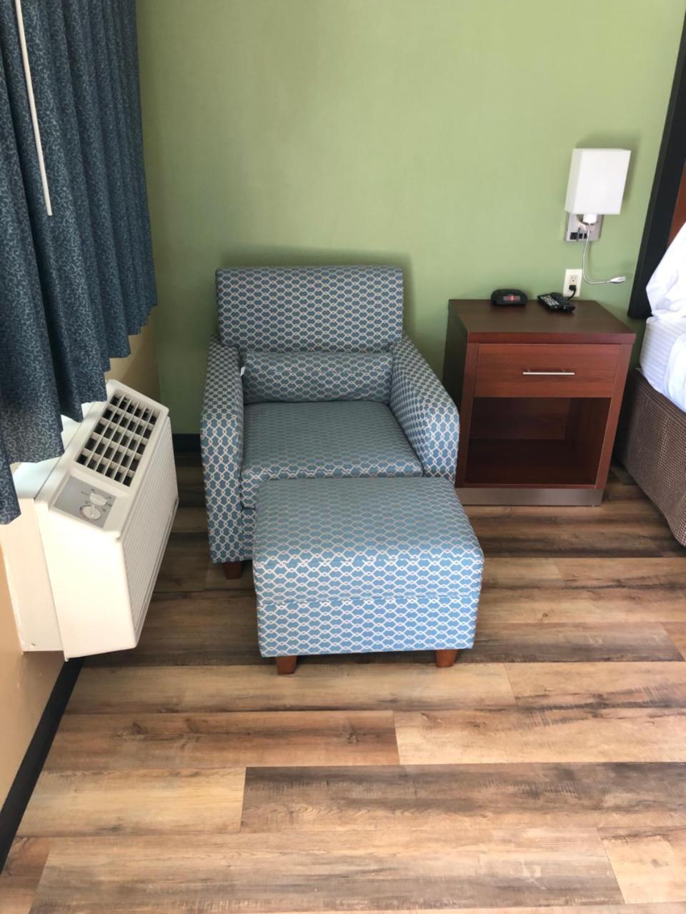 גרנטס פאס Knights Inn Motel מראה חיצוני תמונה