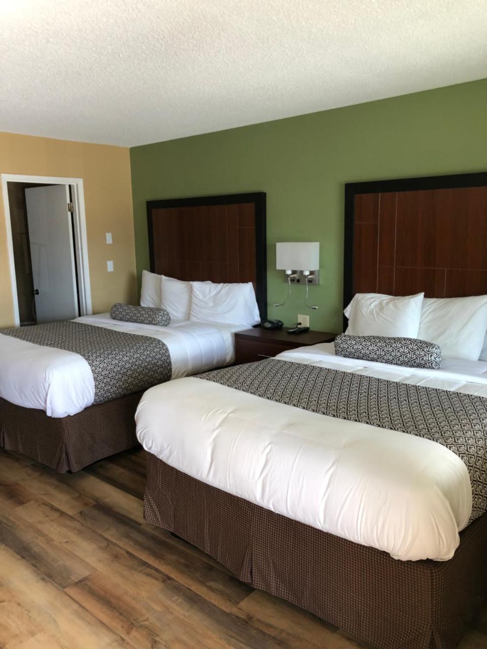 גרנטס פאס Knights Inn Motel מראה חיצוני תמונה